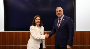 Bakan Işıkhan, Finlandiya Sosyal Güvenlik Bakanı Grahn-Laasonen ile Görüştü