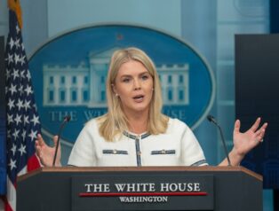 Beyaz Saray’dan İran Açıklaması: “Başkan Trump Kesin Bir Tarih Belirlemedi”