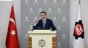 Bayraktar: “Enerji Projeleriyle Türkiye 3,6 Trilyon Dolarlık Ekonomiye Ulaşabilir”