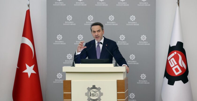 Bayraktar: “Enerji Projeleriyle Türkiye 3,6 Trilyon Dolarlık Ekonomiye Ulaşabilir”