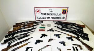 Diyarbakır İl Jandarma Komutanlığı’ndan Kaçakçılıkla Mücadele Operasyonları