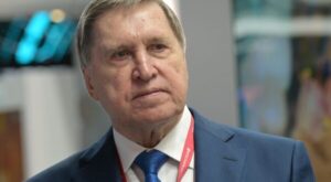 Uşakov: ABD ile Ukrayna Krizini Anchorage Zirvesi Çerçevesinde Görüşmeye Devam Edeceğiz