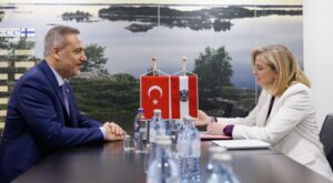 Hakan Fidan, AGİT Toplantısında Gürcistan ve Avusturya Bakanlarıyla Görüştü