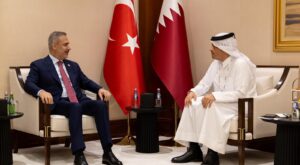 Bakan Hakan Fidan, Katar Başbakanı Al Sani ile Doha’da Görüştü