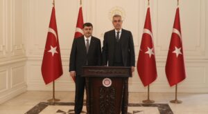 Sağlık Bakanı Kemal Memişoğlu’ndan Ankara Valiliği’ne Ziyaret