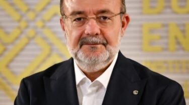 Eski Diyanet İşleri Başkanı Mehmet Görmez Rektörlüğe Atandı: Üniversitelerde Yeni Görevlendirmeler Yapıldı