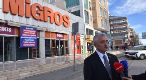 Şahinbey Belediyesi’nden Gıdada Usulsüzlüğe Sıfır Tolerans: Migros Şubesi ve 2 Market Kapatıldı!