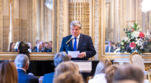 Polonya’nın Paris Büyükelçisi Sahte Diploma Soruşturması Kapsamında Görevden Alındı