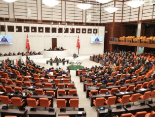 TBMM’de Son 16 Yılda 494 Kanun Yasalaştı