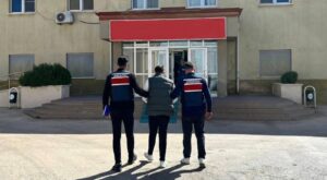 Gaziantep’te 11 Yıl ve Üzeri Hapis Cezası Bulunan Üç Firari JASAT Operasyonuyla Yakalandı