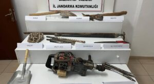 Gaziantep’te Define Avcılarına Suçüstü: 4 Gözaltı