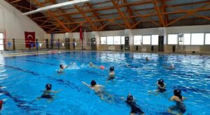 Kars’ta Su Topu Heyecanı Havuzlara Taştı