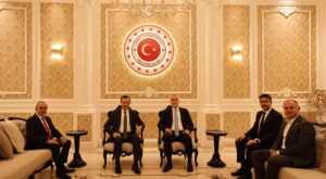 Bakan Işıkhan, Riyad Büyükelçiliği’ni Ziyaret Etti