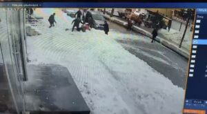Bitlis’te Çatıdan Düşen Kar Kütlesi Can Aldı: 20 Yaşındaki Genç Kız Kurtarılamadı