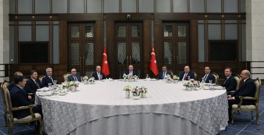 Cumhurbaşkanı Erdoğan Devletin Zirvesiyle Yemekte Buluştu