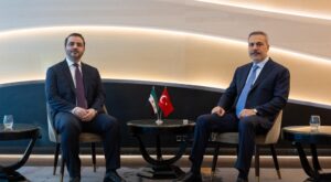 Bakan Fidan, Suriyeli Mevkidaşı Şeybani ile Paris’te Bir Araya Geldi