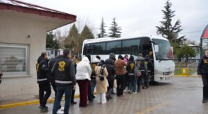 Eskişehir Merkezli 6 İlde Fuhuş Operasyonu: 13 Gözaltı