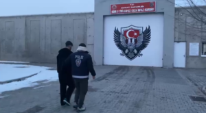 Iğdır’da 100 bin TL’lik telefon hırsızlığı: 3 şüpheliden 1’i tutuklandı