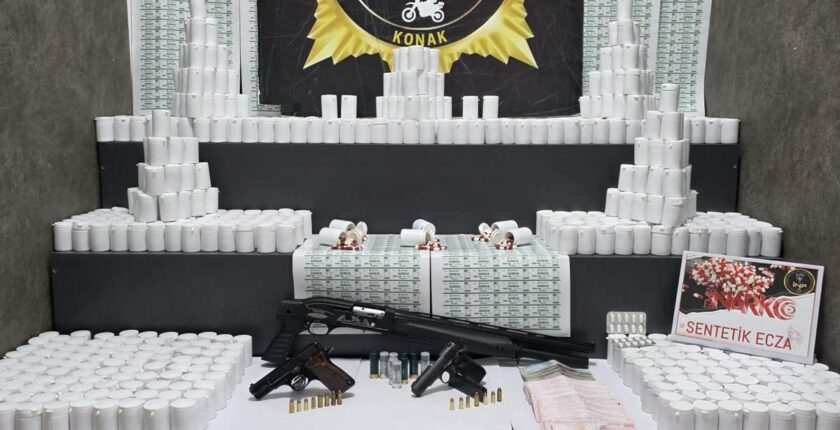 Konak’ta Dev Uyuşturucu Operasyonu: 108 Bin Sentetik Hap Ele Geçirildi