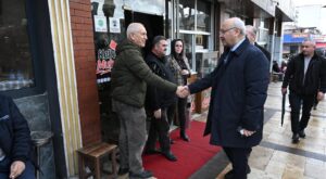 Denizli Valisi Yavuz Selim Köşger Esnafı Ziyaret Etti