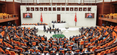 Meclis Okul Saldırıları İçin Komisyon Kurdu