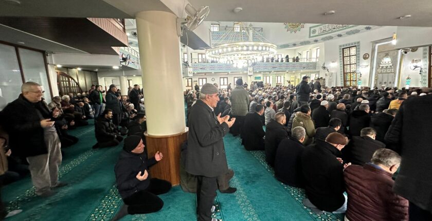 Yalova Emniyet Müdürlüğü’nden Şehit Polisler İçin Anlamlı Mevlit Programı