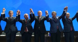 AK Parti MYK, Cumhurbaşkanı Erdoğan Başkanlığında Toplandı: 4 Belediye Başkanı AK Parti’ye Katıldı