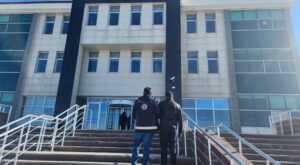 Kars’ta Göçmen Kaçakçılığına Geçit Yok: 1 Şüpheli Tutuklandı