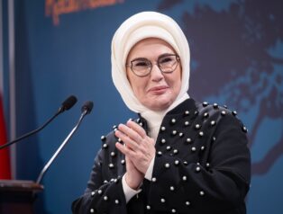 Emine Erdoğan’dan “Dijital Dünyada Çocuk Güvenliği” Vurgusu