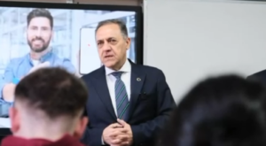 Yalova Valisi Dr. Ahmet Hadi Usta Termal Fen Lisesi’nde Öğrencilerle Buluştu