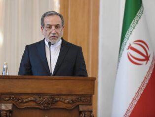 İran’dan ABD’ye Sert Tepki: “Abluka Bir Savaş Eylemidir”