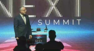 Bakan Işıkhan: “Türkiye’yi Teknolojik Gelişimin Baş Aktörü Yapma Gayretindeyiz”