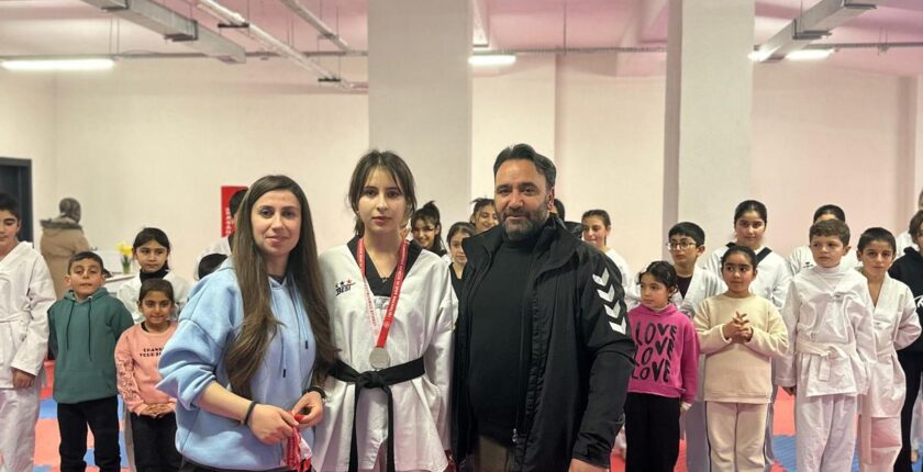 Van Büyükşehir Belediyespor’da Taekwondo Kuşak Sınavı Heyecanı