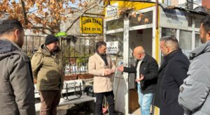 AK Parti İpekyolu İlçe Başkanı Yavuz Kuşan Taksi Esnafını Ziyaret Etti