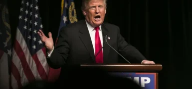 Trump’tan Hürmüz Boğazı Çıkışı: “ABD Donanması Onayı Olmadan Kuş Uçamaz”