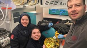 Çanakkale’de Ambulansta Mucize Doğum: Miadını Geçen Gebe Yolda Doğum Yaptı