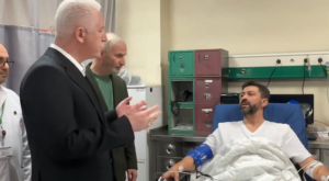 İstanbul Valisi Davut Gül Fatih’teki Patlamada Yaralananları Ziyaret Etti