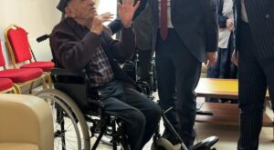 AK Parti Van Milletvekili Kayatürk’ten Bayramda Anlamlı Ziyaret