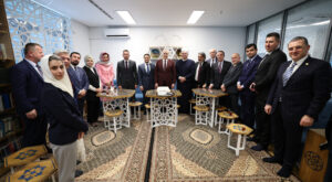 TBMM Başkanı Numan Kurtulmuş, Sisak Recep Tayyip Erdoğan İslam Kültür Merkezi’ni Ziyaret Etti