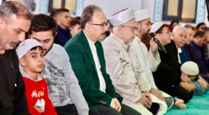 Siirt Valisi Dr. Kemal Kızılkaya, Kadir Gecesi’nde Mevlid Programına Katıldı