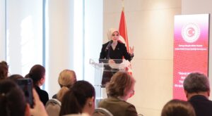 Bakan Göktaş Türk Dünyası Kadın Girişimcilerini Destekliyor