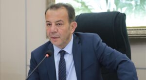 Bolu Belediye Başkanı Tanju Özcan Görevden Uzaklaştırıldı