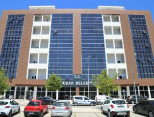 Uşak Belediyesine Yönelik Yolsuzluk Soruşturmasında Yeni Gelişme: 25 Gözaltı