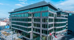 Üsküdar Belediyesi’ndeki Yolsuzluk Soruşturması: 21 Şüpheli Adliyeye Sevk Edildi