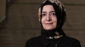 AK Partili Kaya’dan CHP’ye Sert Tepki: “Aşağı Tükürsen Yolsuzluk, Yukarı Tükürsen Liyakatsizlik”