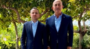 Adalet Bakanı Akın Gürlek’ten Mevlüt Çavuşoğlu’na Taziye Ziyareti