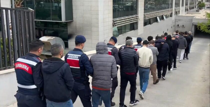 16 İlde Yasa Dışı Bahis Ve Nitelikli Dolandırıcılık Operasyonu: 94 Şüpheli Tutuklandı