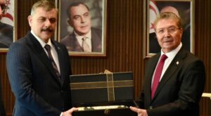 KKTC Başbakanı Ünal Üstel Ve Meclis Başkanı Ziya Öztürkler İçişleri Bakanı Mustafa Çiftçi’yi Kabul Etti