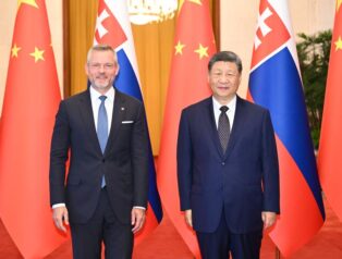 Çin Devlet Başkanı Şi Ve Slovakya Cumhurbaşkanı Pellegrini Pekin’de Bir Araya Geldi